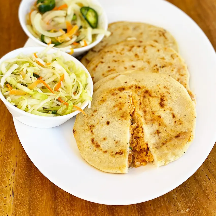pupusa pollo